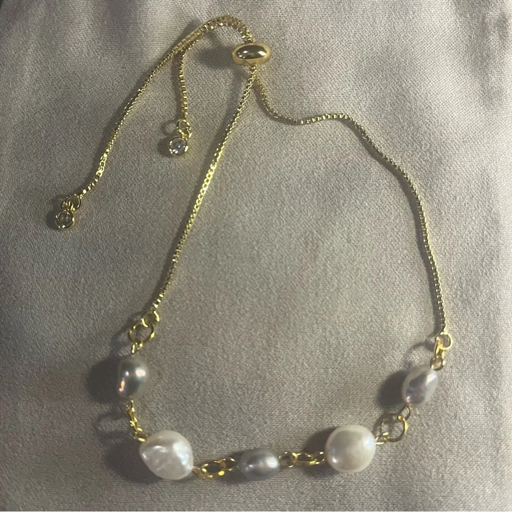 Natural Freshwater Pearl Adjustable Bracelet Handmade NWT Gold White - Picture 2 of 5